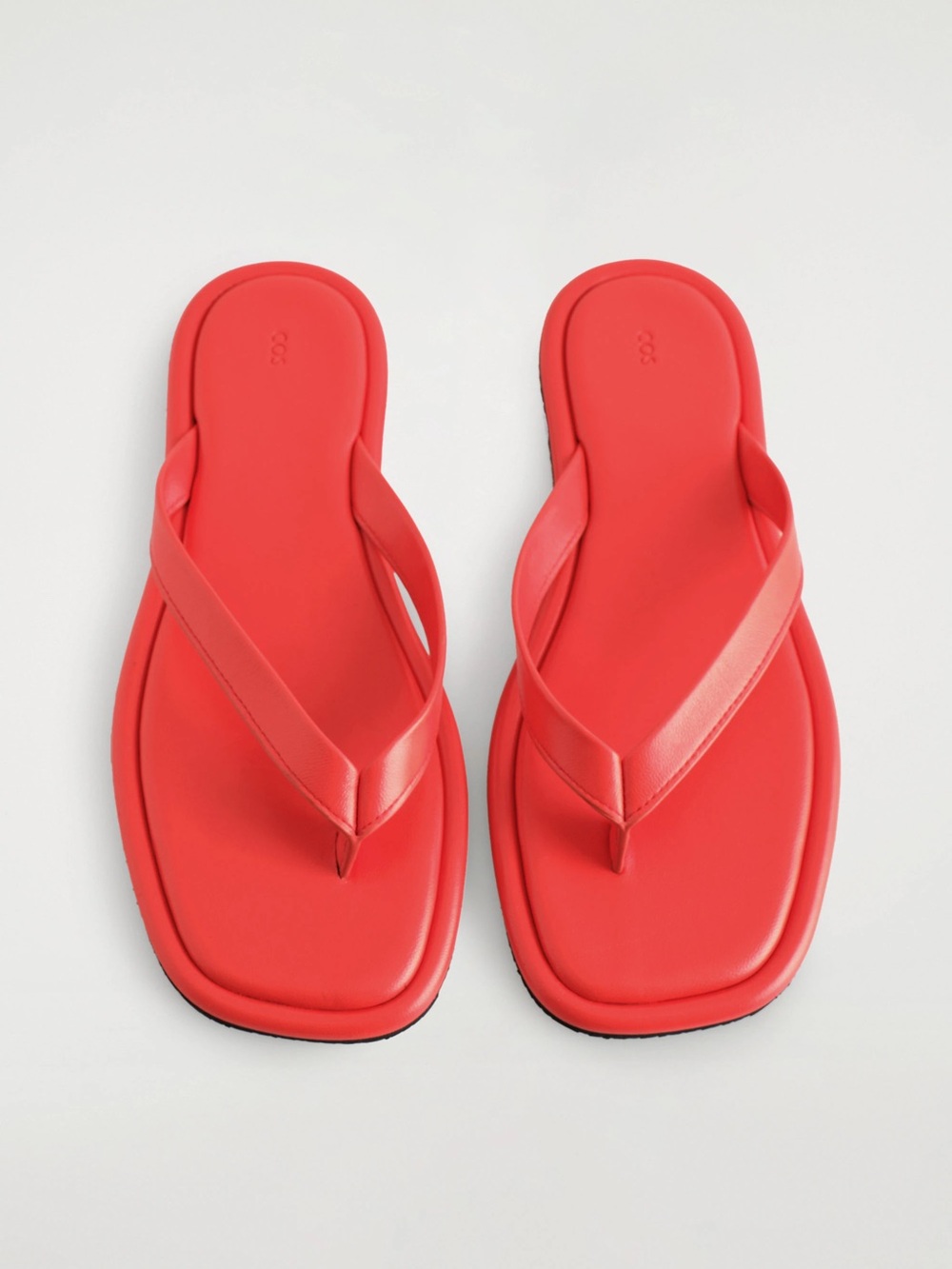 NEW COS Coral Red Padded Leather Toe-Post Flip Flops Women’s Size 9 Minimalist